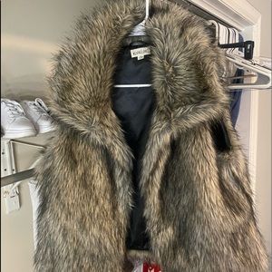 Fur vest